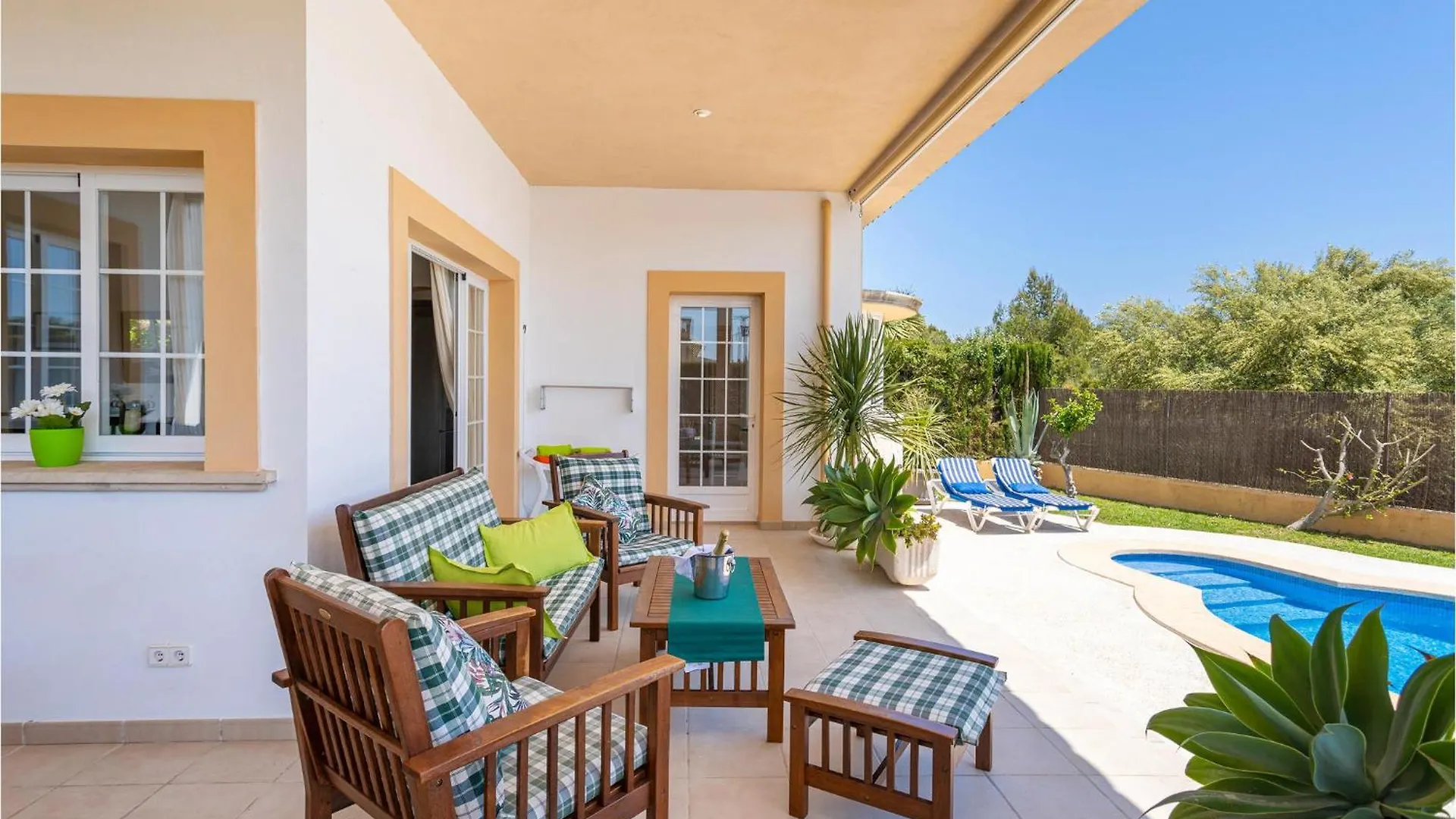 Awesome Home In Cala Bona With Kitchen 0*, Cala Bona (Mallorca) Espagne