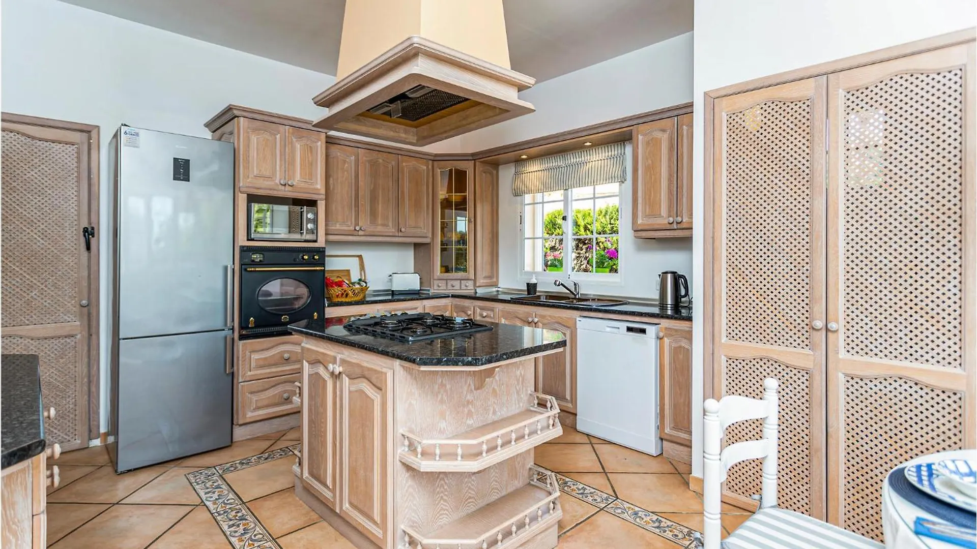 Hébergement de vacances Awesome Home In Cala Bona With Kitchen
